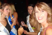 dancingqueensresize.jpg