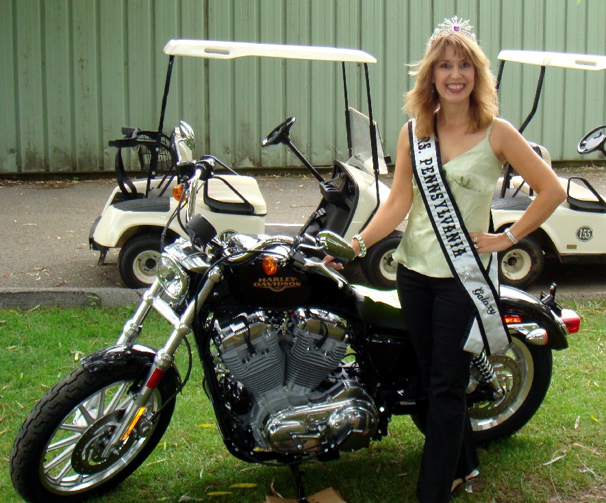 golfharleyresize.jpg